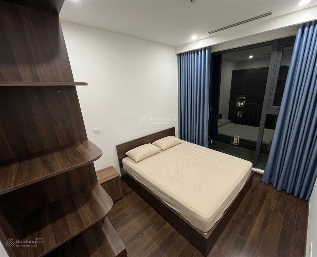 Cho thuê căn hộ 1n+1 tòa d vinhomes smart city, đồ cơ bản, 9 triệu/tháng, vào ở ngay