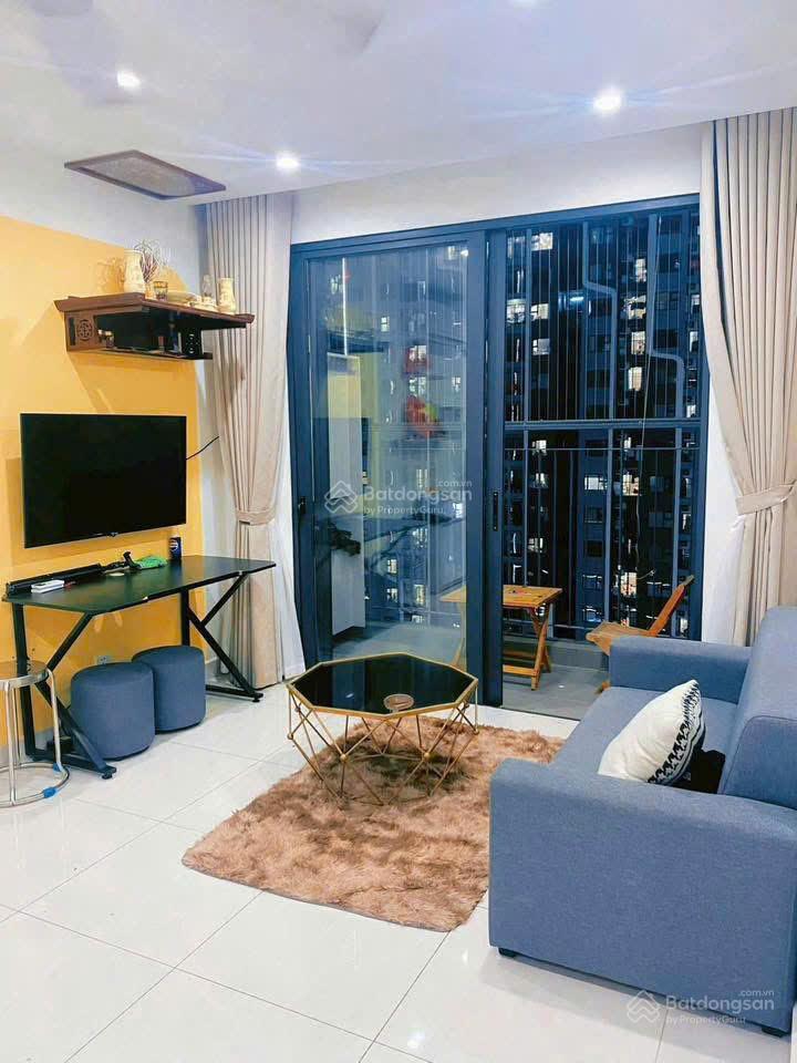 Bán căn hộ 2n1wc tòa s2.05 vinhomes smart city, 54m2, tầng trung đẹp, full nội thất, giá 4.1 tỷ