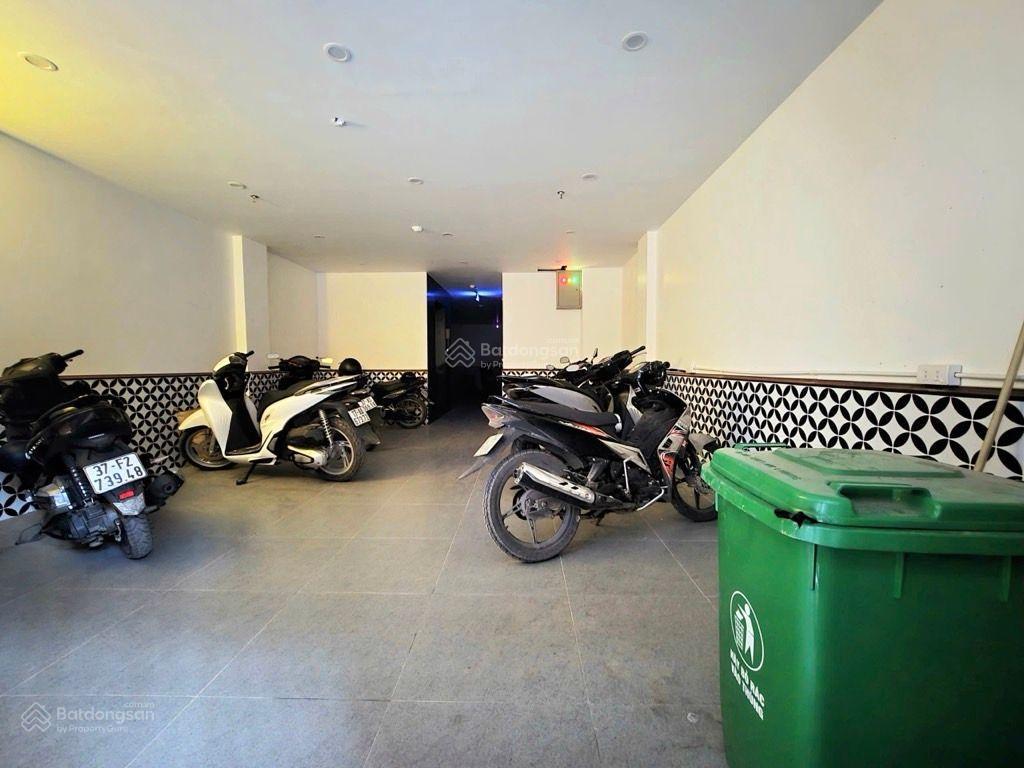 Toà nhà dòng tiền gần ngoại giao đoàn dt 85m2 mt 5.5m xây 7 tầng. dòng tiền 100tr/tháng