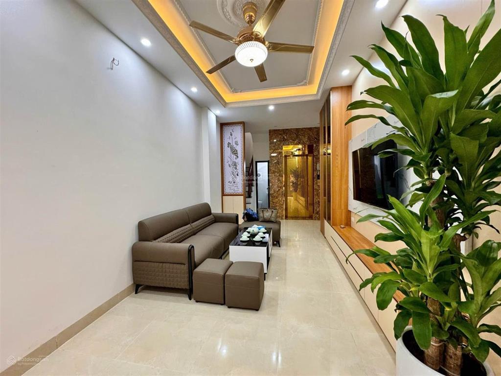 Bán nhà vạn phúc, hà đông5 tầngthang máydt35mgiá 10,8 tỷ