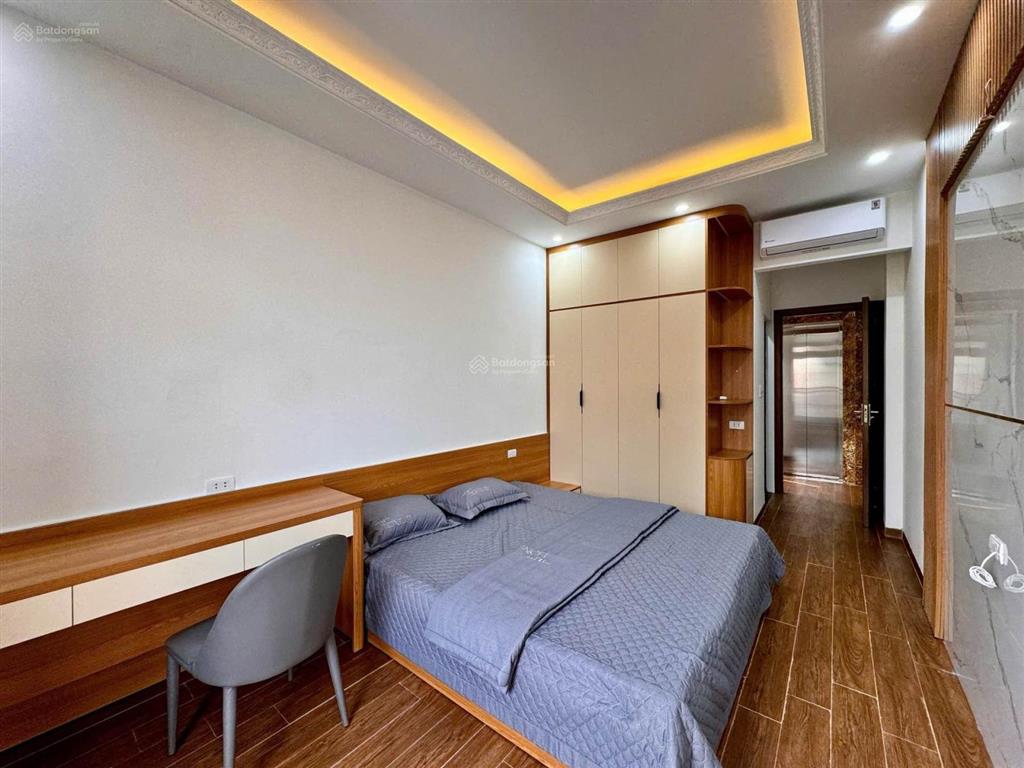 Bán nhà vạn phúc, hà đông5 tầngthang máydt35mgiá 10,8 tỷ