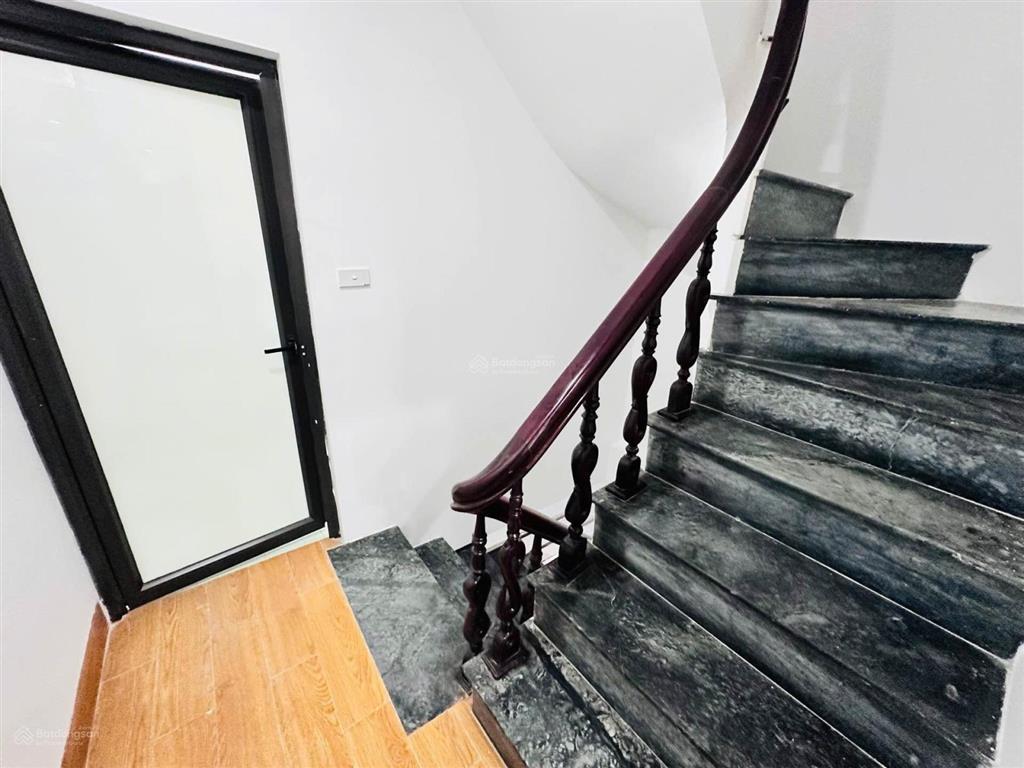 Bán nhà phố lụa, hà đông5 tầngdt 30mgiá 7tỷ