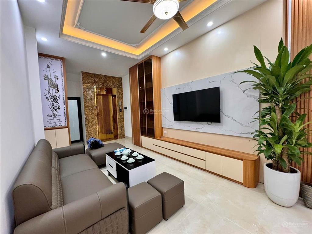 Bán nhà vạn phúc, hà đông5 tầngthang máydt35mgiá 10,8 tỷ
