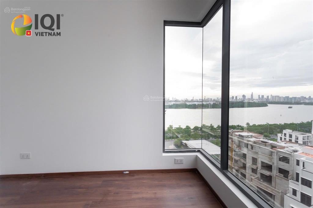 Tin thật 100% giảm ngay 1 tỷ tiền mặt bán căn góc 3pnview sông  tầng cao giá chỉ 11 tỷ 5 ntcb