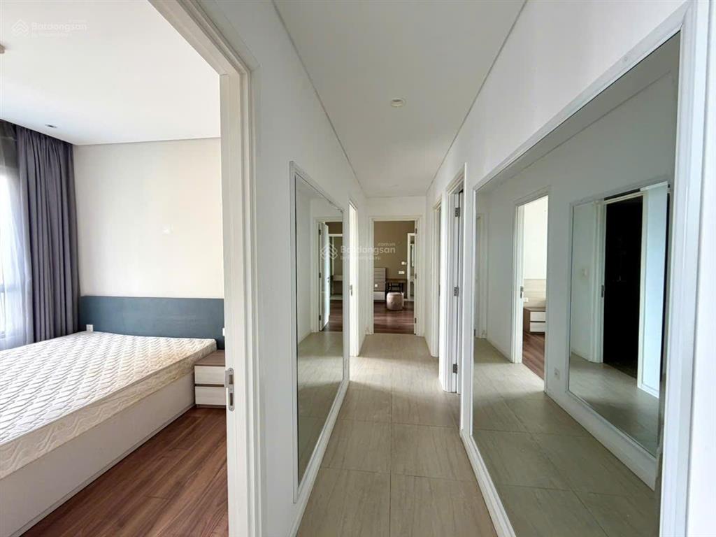 Độc quyền cho thuê căn hộ 3 pn diện tích 124m2 full nội thất đầy đủ  dọn vào ở liền l/h sẵn key