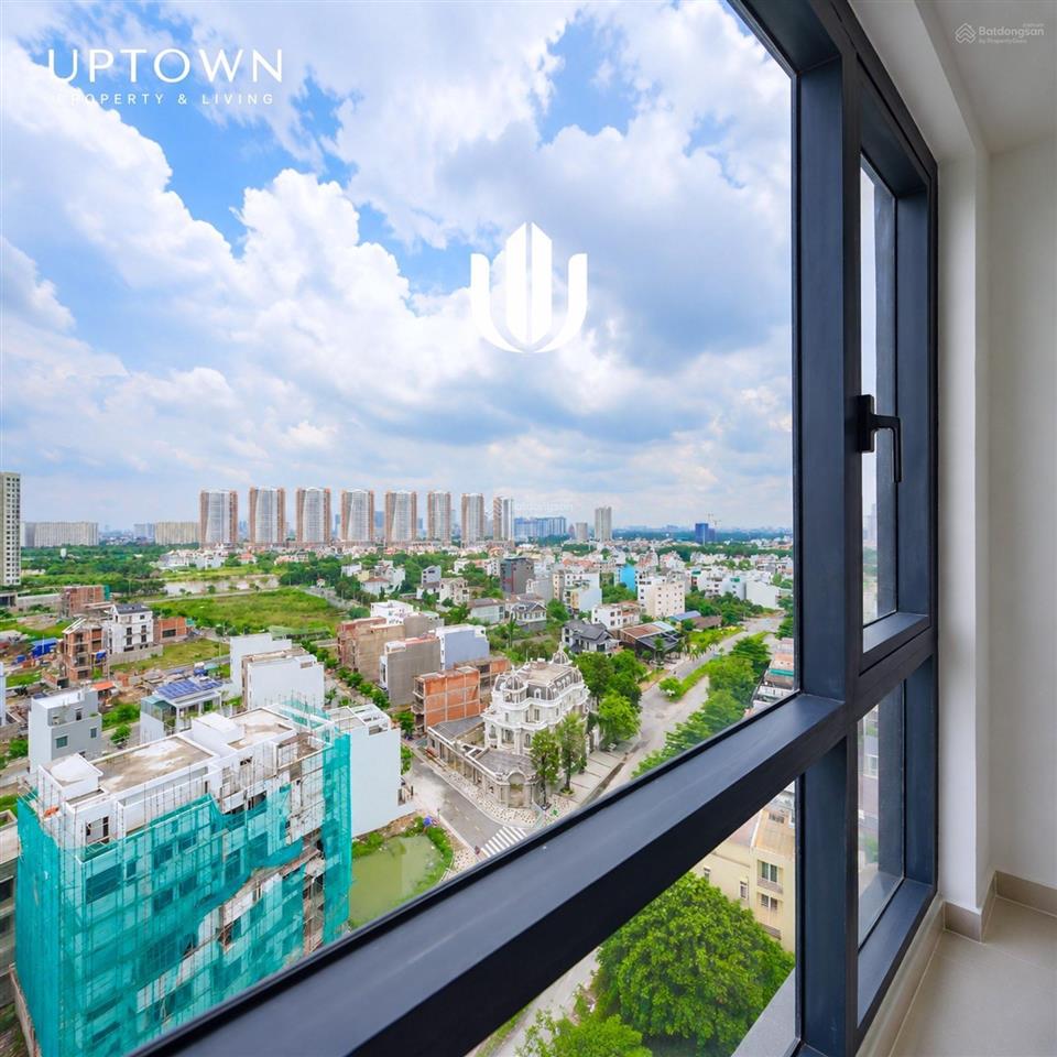 Chạm đáy  bán nhanh căn hộ 3pn sân vườn nổi bật chính chủ  giá 9 tỷ 9 sẵn sổ hồng   0972 925 ***