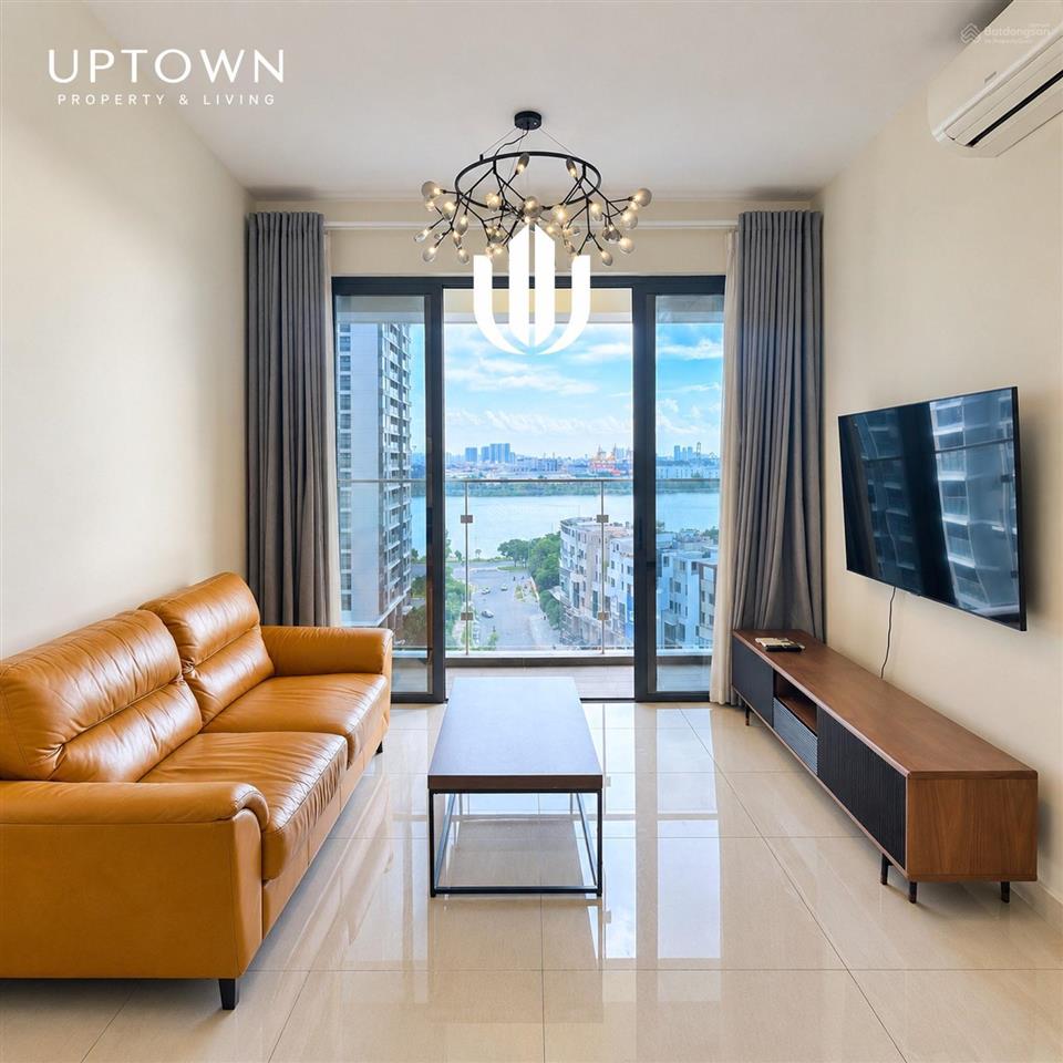 Căn hộ trực diện sông  view toàn cảnh cần bán gấp giá thương lượng 8.1 tỷ all in  full nội thất