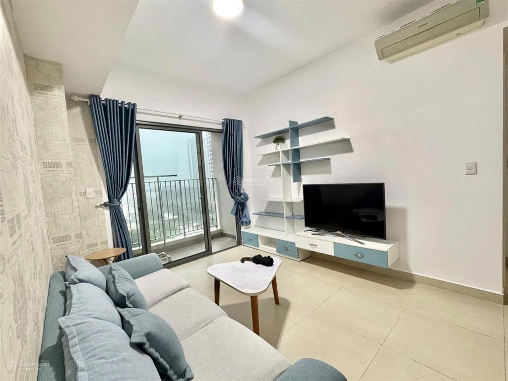 Cần cho thuê căn hộ 2 phòng ngủ masteri thảo điền.  0788 596 ***