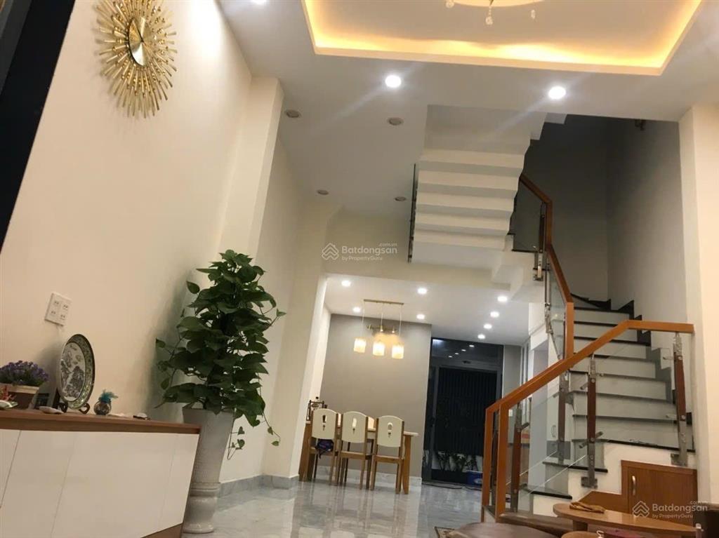 Bán nhà mặt tiền 3 tầng đường phạm văn chiêu 4x15m, nhà mới ở ngay giá chỉ 6.8 tỷ, có thể cho thuê.