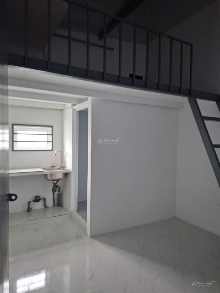 Bán nhà 4x20m, 3 tầng, hẻm ô tô thông, phạm văn đồng, p3, gv, 13 phòng đang cho thuê giá chỉ 9,5 tỷ