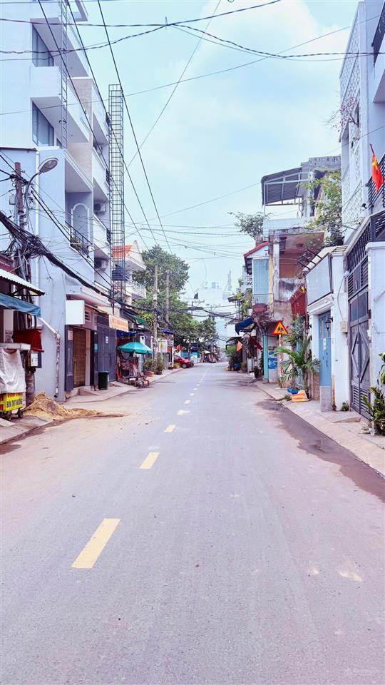 Bán nhà 3 tầng, đường ô tô thông, nguyễn văn công, p.3, gv, giá chỉ 8 tỷ