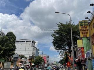 Chính chủ bán nhà 3 tầng, hẻm ô tô thông đường quang trung, 4,5 x 15m, giá chỉ 5,55 tỷ, phù hợp ở