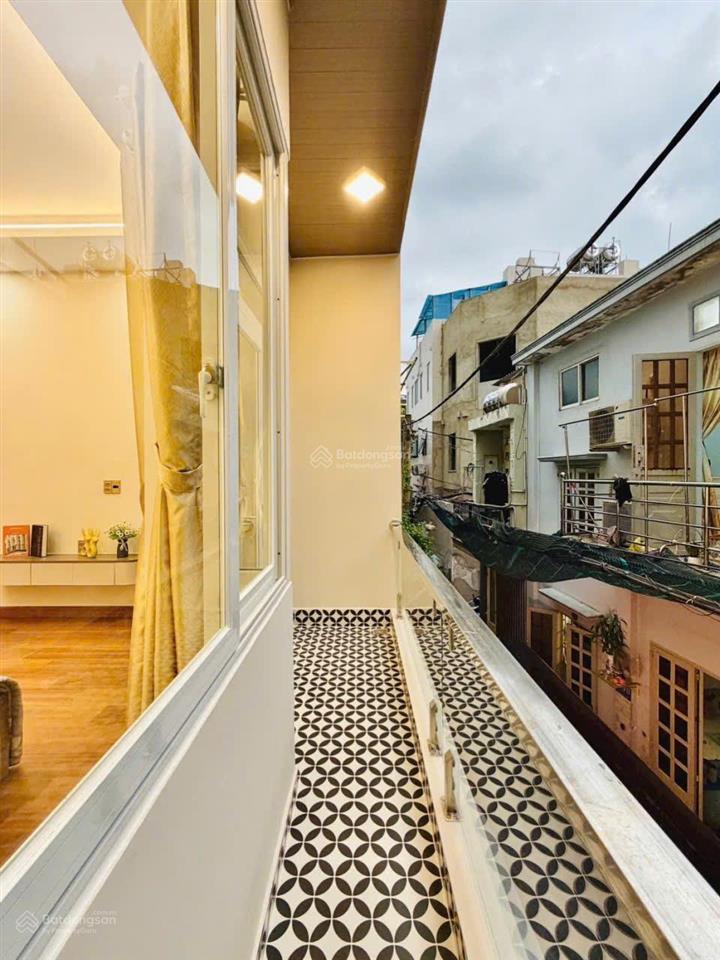 Chính chủ bán nhà 2 tầng, hẻm ô tô thông đường nguyễn văn lượng, 4,5 x 15m,giá chỉ 5,5 tỷ,phù hợp ở