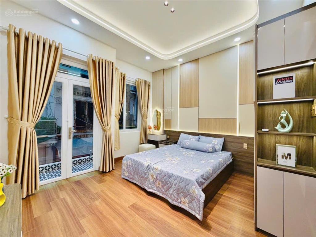 Chính chủ bán nhà 2 tầng, hẻm ô tô thông đường nguyễn văn lượng, 4,5 x 15m,giá chỉ 5,5 tỷ,phù hợp ở