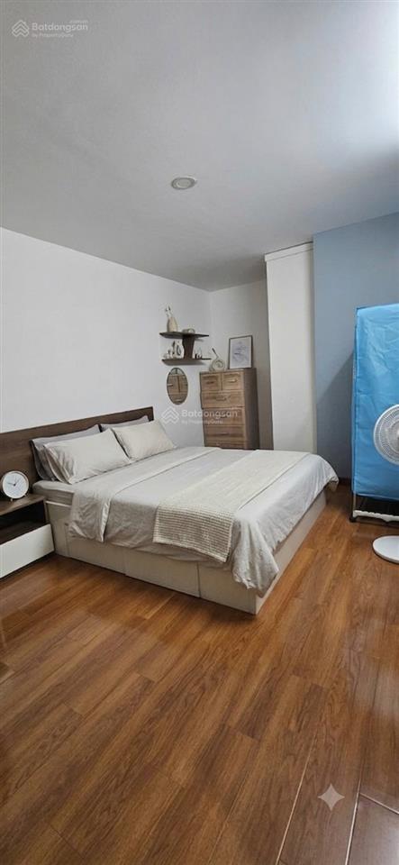 Bán căn hộ 61,9m 2 ngủ 1wc full đồ chung cư hateco hoàng mai giá 4,05 tỷ