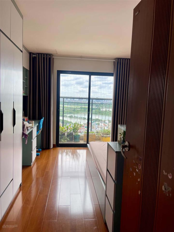 Cần cho thuê căn hộ 107m 3 ngủ 2wc, vào ở ngay, giá 10,5tr/tháng