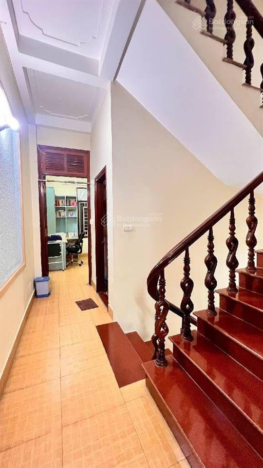 Bán nhà phố xuân phương  36m  5 tầng  ngõ thông, rộng hơn 3m