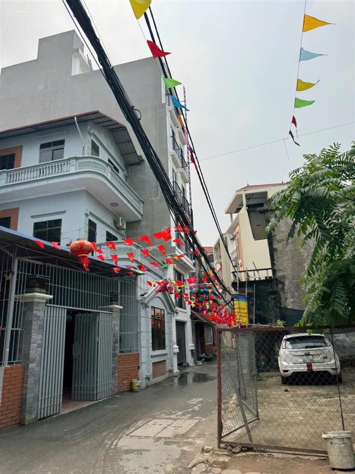 Tài chính 5 tỷ, nhà đẹp dân xây, phù hợp mua để ở  đầu tư