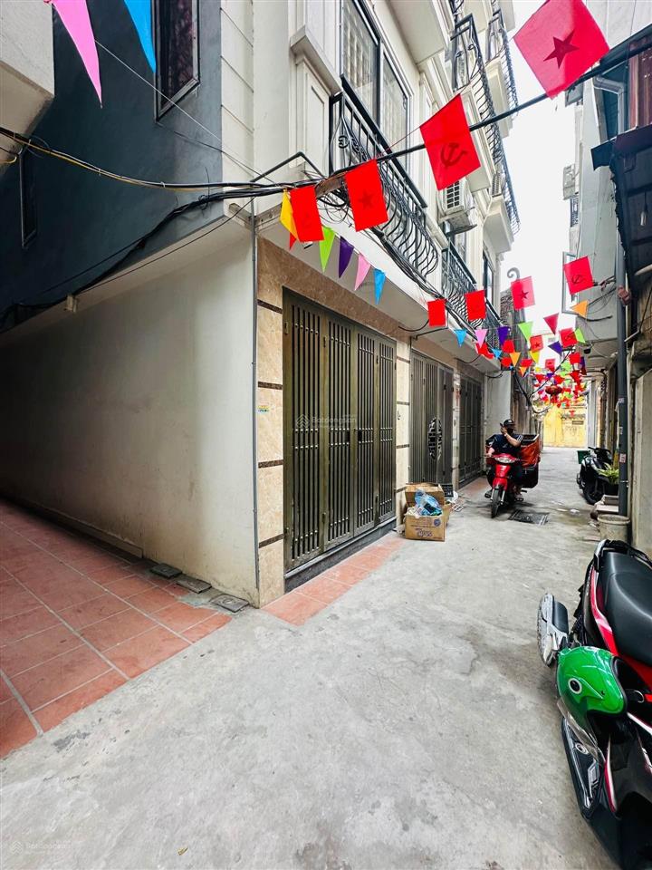 Tài chính 5 tỷ, nhà đẹp dân xây, phù hợp mua để ở  đầu tư