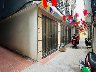 Tài chính 5 tỷ, nhà đẹp dân xây, phù hợp mua để ở  đầu tư