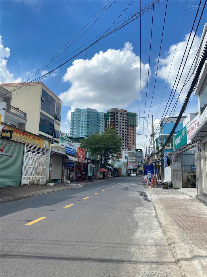 Bán đất hẻm 65 đường hồ bá phấn  pla  q9
 diện tích  8.7 x 33.8 = 294m2 công nhận