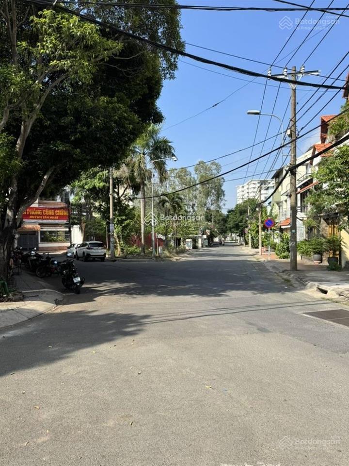 Góc 2 mặt tiền đường ngay lê văn việt, hiệp phú, tp. thủ đức, ngang 10m chỉ 23.9 tỷ
