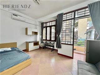 Cho thuê căn hộ ban công full nội thất máy giặt riêng  toà nhà thang máy ngay trung tâm quận 5