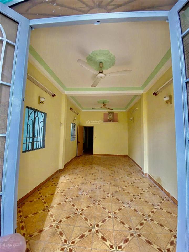 Phú thọ hoà, tân phú, 4 x 15.5, 3 tầng đang cho thuê 12tr/tháng, giá 7 tỷ.