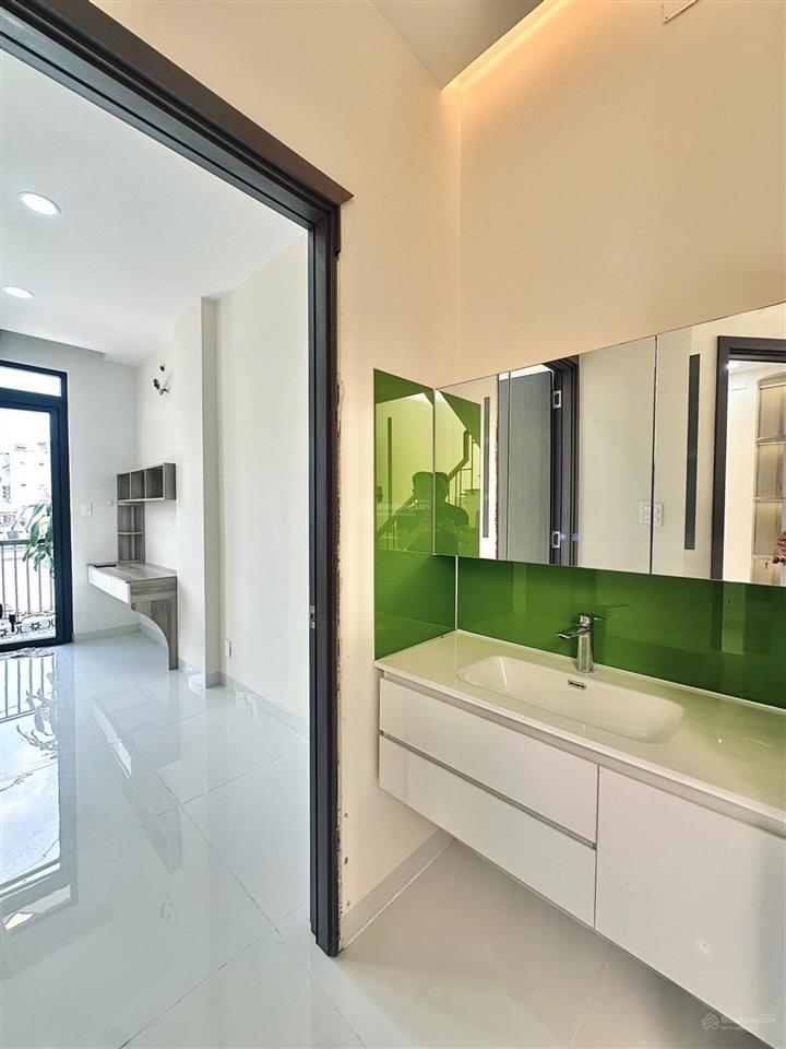 Nhà mới lung linh, tân sơn nhì, tân phú, 5 x 11m, 4 tầng sân thượng, giá 7.3 tỷ.