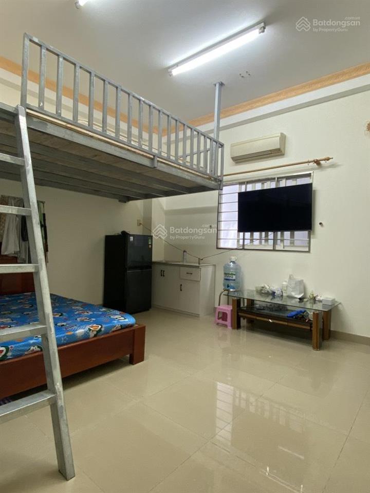 Chdv tân phú, 4.5 x 19m(84m2), 3tầng, 8 phòng đang cho thuê 40tr/tháng, hẻm ôtô 5m,