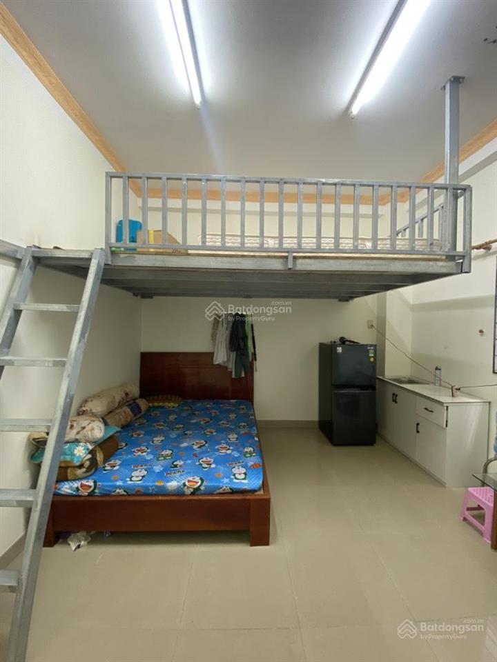 Chdv tân phú, 4.5 x 19m(84m2), 3tầng, 8 phòng đang cho thuê 40tr/tháng, hẻm ôtô 5m,