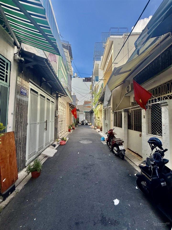 Nhà hẻm xe hơi, tân phú, 2 tầng, đang cho thuê 12tr/tháng, 4 x 10m.