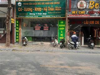 Bán nhà 3 tầng mặt phố Ngọc Hoà, Thị trấn Chúc Sơn, DT 147,3m2, giá 2x tỷ, đẹp