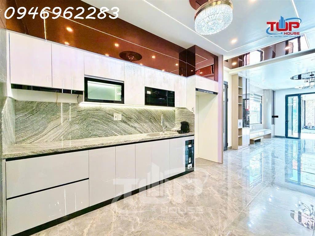 Mặt đường Đằng Hải 83m2 5 tầng thang máy nhỉnh 10tỷ