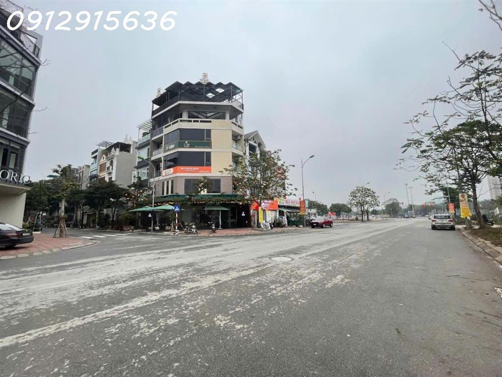 HIẾM ĐẸP – ĐẤT ĐẤU GIÁ VIỆT HƯNG – PHÂN LÔ Ô TÔ TRÁNH – VỈA HÈ RỘNG – TRUNG TÂM LONG BIÊN
