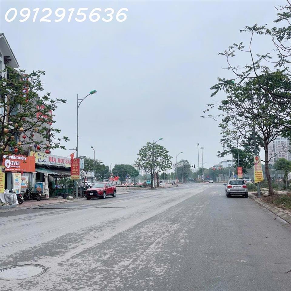 HIẾM ĐẸP – ĐẤT ĐẤU GIÁ VIỆT HƯNG – PHÂN LÔ Ô TÔ TRÁNH – VỈA HÈ RỘNG – TRUNG TÂM LONG BIÊN