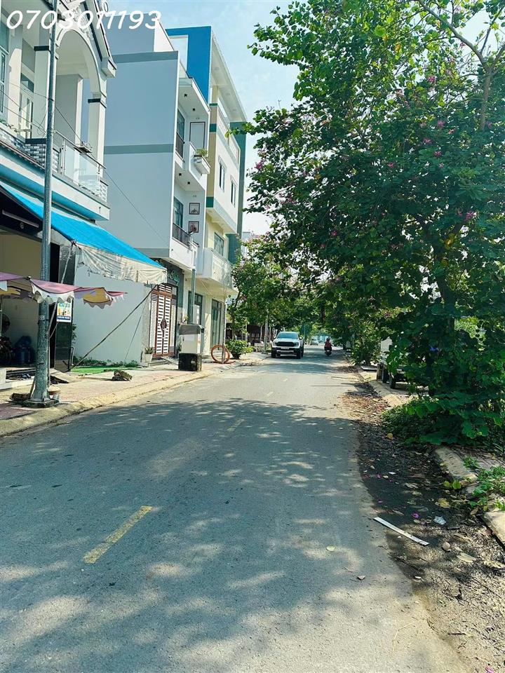 Góc bán lô đất siêu đẹp tại đường Hoàng Hoa Thám, TP. Mỹ Tho, DT 69,7m2, giá đầu tư