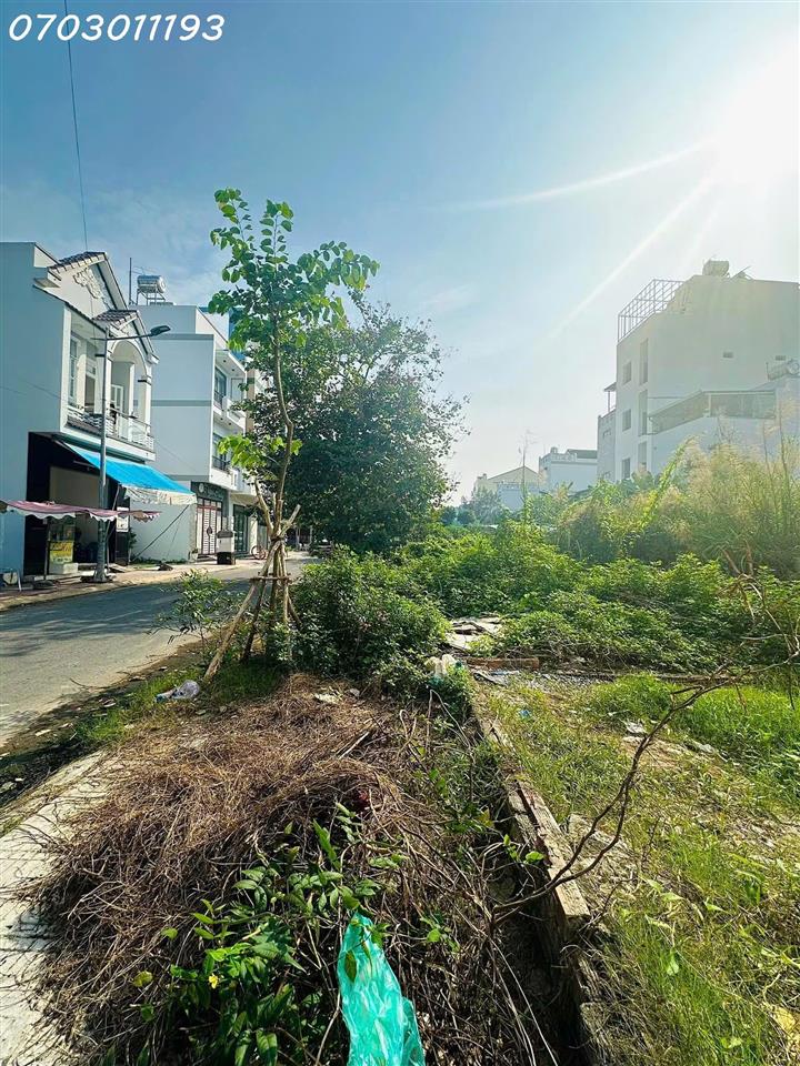 Góc bán lô đất siêu đẹp tại đường Hoàng Hoa Thám, TP. Mỹ Tho, DT 69,7m2, giá đầu tư