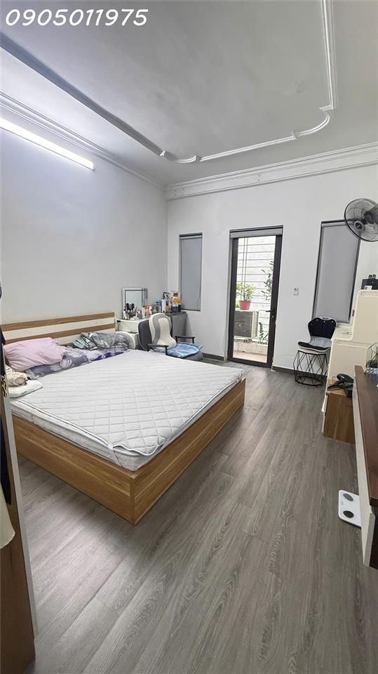 Bán nhà 4 tầng mặt ngõ 464 chợ hàng, trung tâm phường Lê Chân, DT 42.1m2, giá 4.1 tỷ
