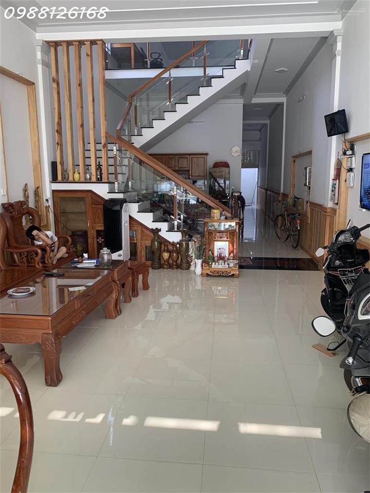 Bán gấp Nhà riêng 1 trệt 1 lầu 127m2, giá 6,2 tỷ tại Đường DB8, Phường Bến Cát, HCM