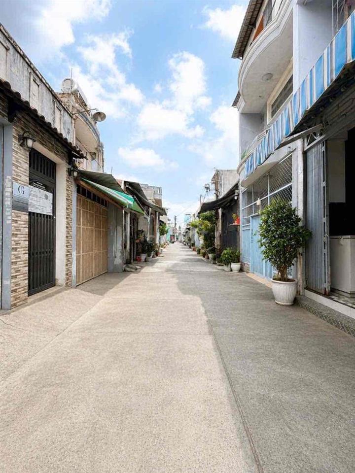 BÌNH TÂN 🏦CHỈ 4.150TỶ TL - LÊ VĂN QUỚI - 2 TẦNG - ĐƯỜNG 5M  Lh09039626