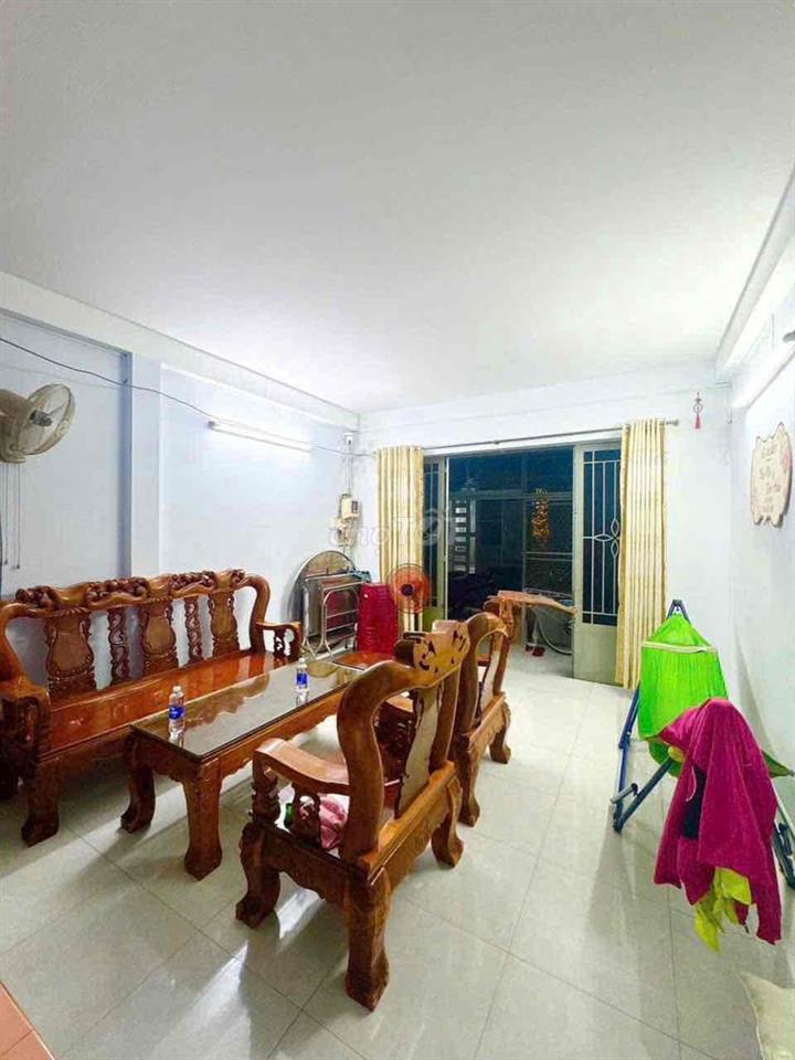 305/ LÊ VĂN QUỚI-Nhà 2Tầng-40m2,Chỉ 4,4 tỷ còn bớt..