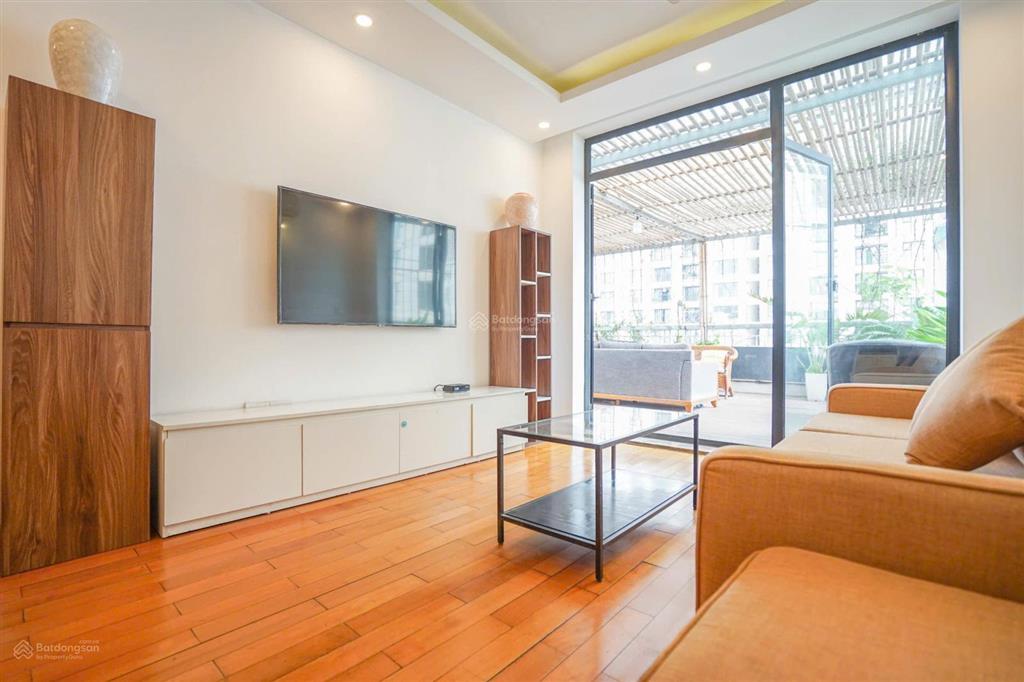 Cho thuê căn hộ duplex 3pn, 3wc, 184m2 chỉ với 28,6 triệu/th tại quảng an, tây hồ, hà nội