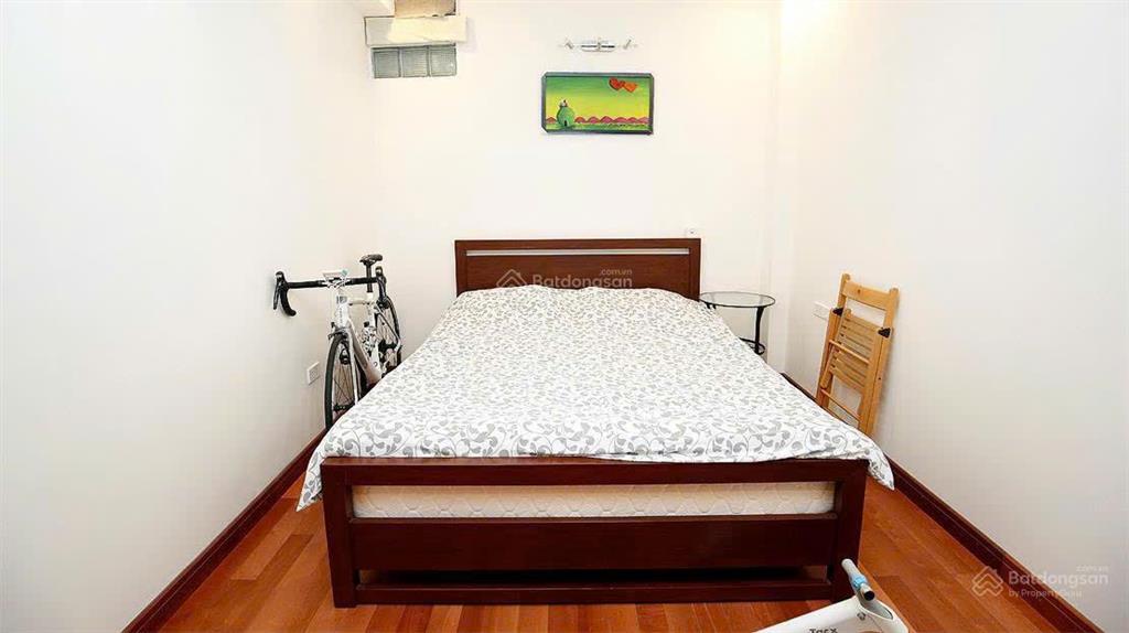 Cho thuê căn hộ dịch vụ 2pn, 92m2 tại ngõ 6 đặng thai mai, 16 triệu vnd full services