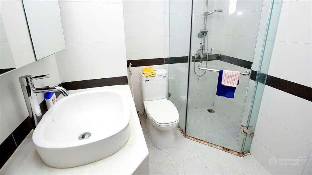 Cho thuê căn hộ dịch vụ 2pn, 92m2 tại ngõ 6 đặng thai mai, 16 triệu vnd full services