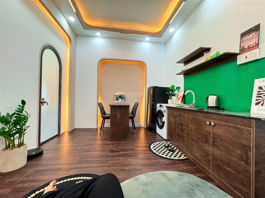 Cho thuê căn hộ 2 phòng ngủ cách mạng tháng 8 (cmt8), quận 10