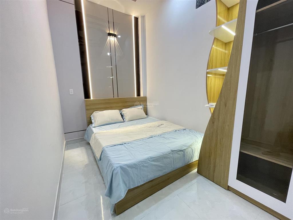 Nhà phố ngang 5m hiếm sát gò vấp