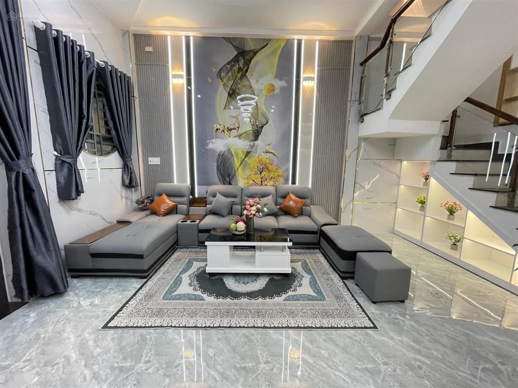 Nhà phố ngang 5m hiếm sát gò vấp