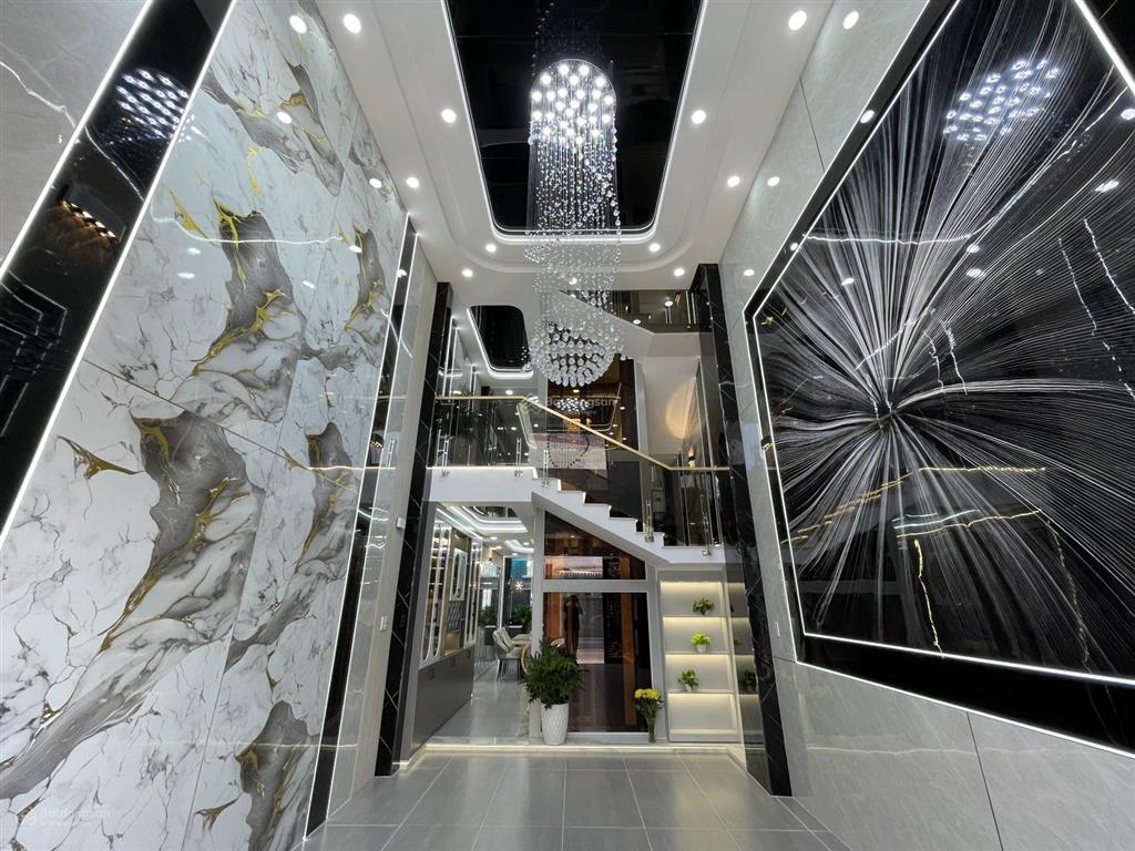 Siêu phẩm mặt tiền đường 4mx18m. xây mới có thang máy, cách chợ ~100m, khu kinh doanh sầm uất