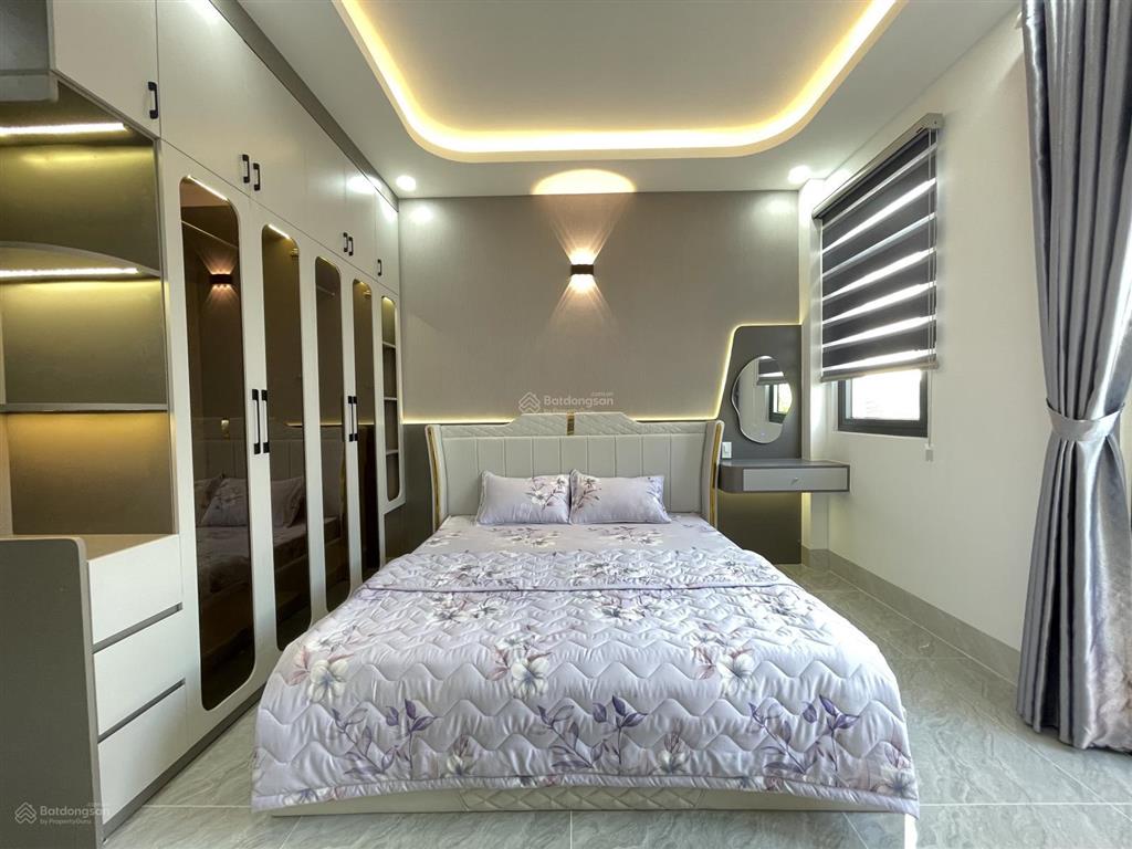 Siêu phẩm mặt tiền đường 4mx18m. xây mới có thang máy, cách chợ ~100m, khu kinh doanh sầm uất